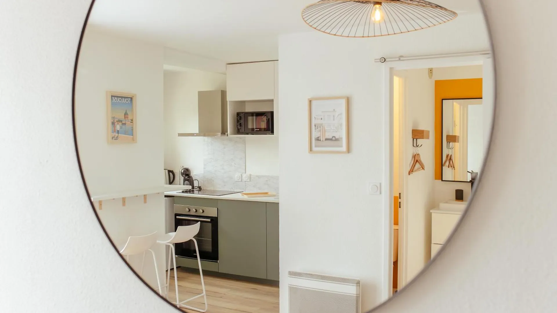 Cozy Garden Apartment Toulouse 0*,  France